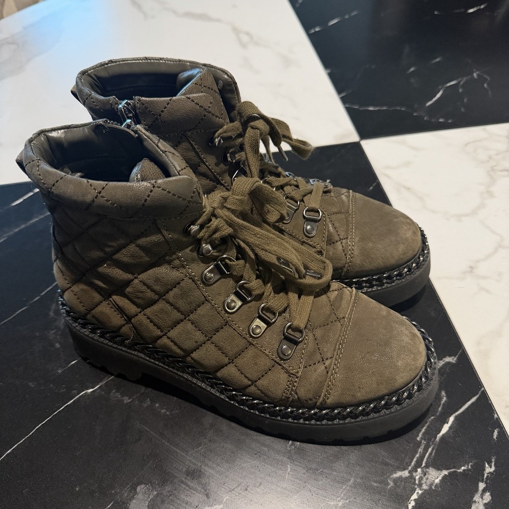 VINCE CAMUTO Womens Maissa Quilted Suede Lace-Up Boots US 7 Gray Military Green